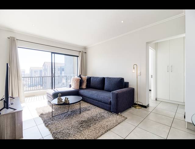 1 BEDROOM APARTMENT FOR SALE IN MAROELADAL